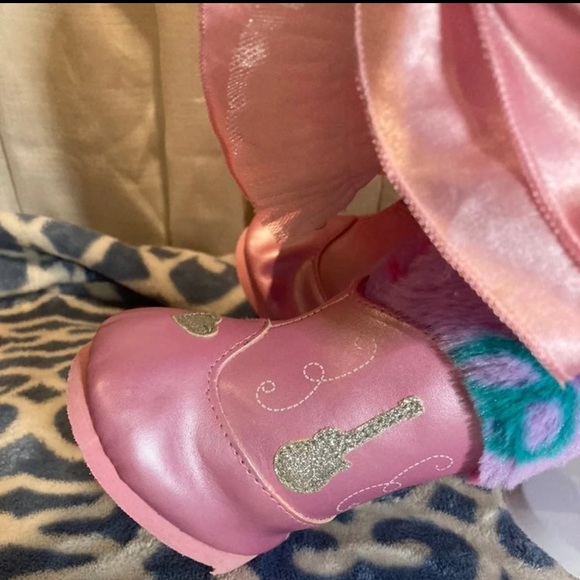 Build a bear peace & hearts bear - Picture 4 of 9